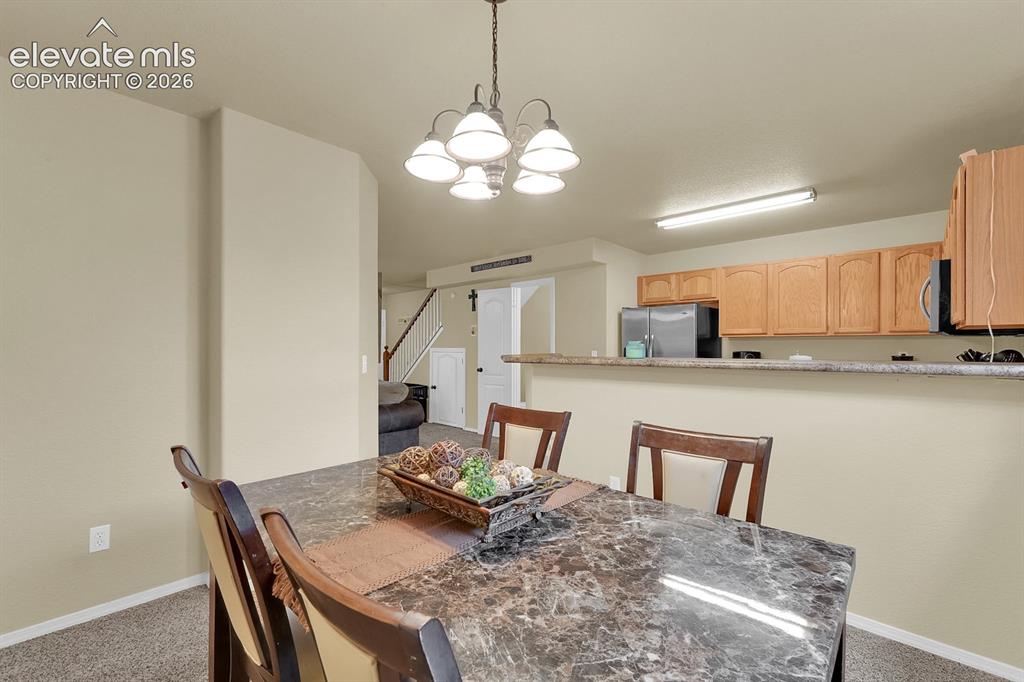 Image 6 of 17: Dining Area