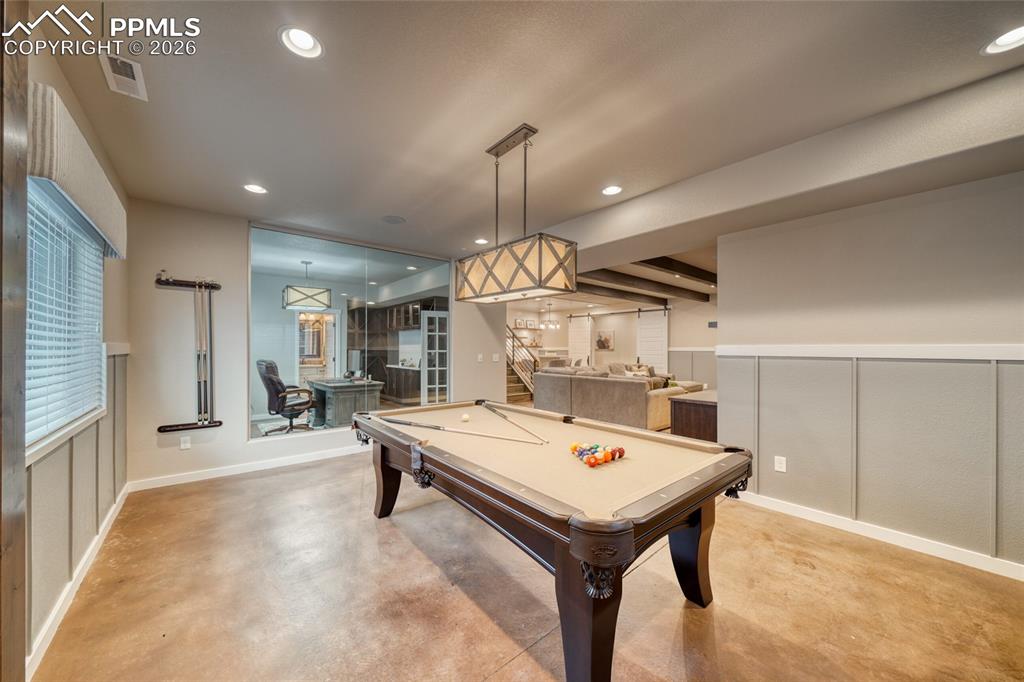 Image 39 of 50: Game Room