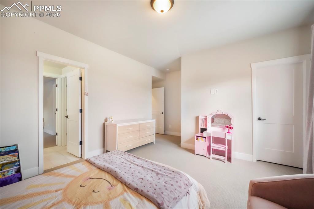 Image 45 of 50: Bedroom