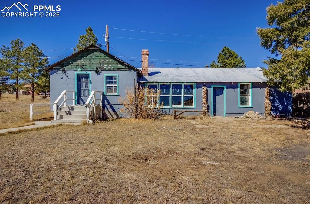 Image 20 of 23: Front of Structure