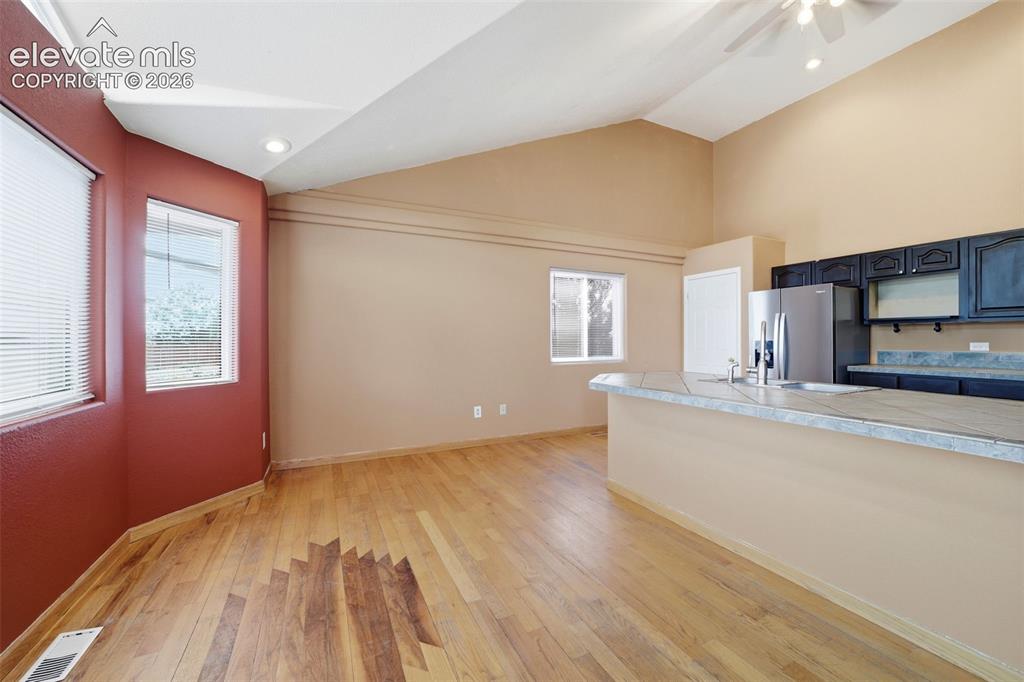 Image 8 of 49: Kitchen