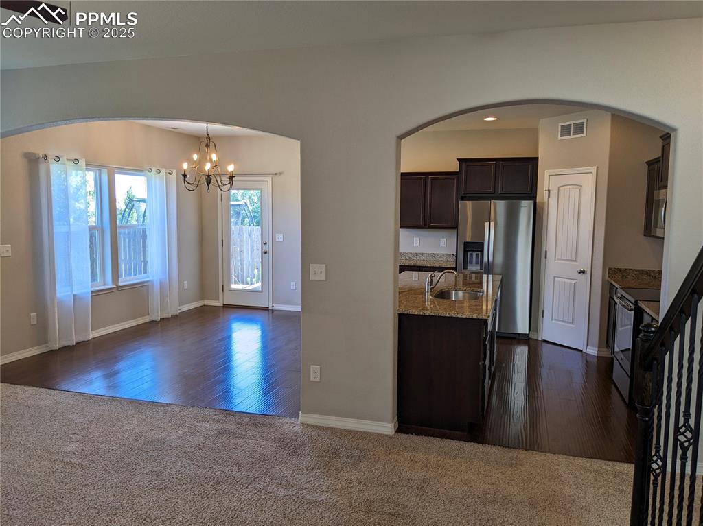 Image 8 of 30: Kitchen