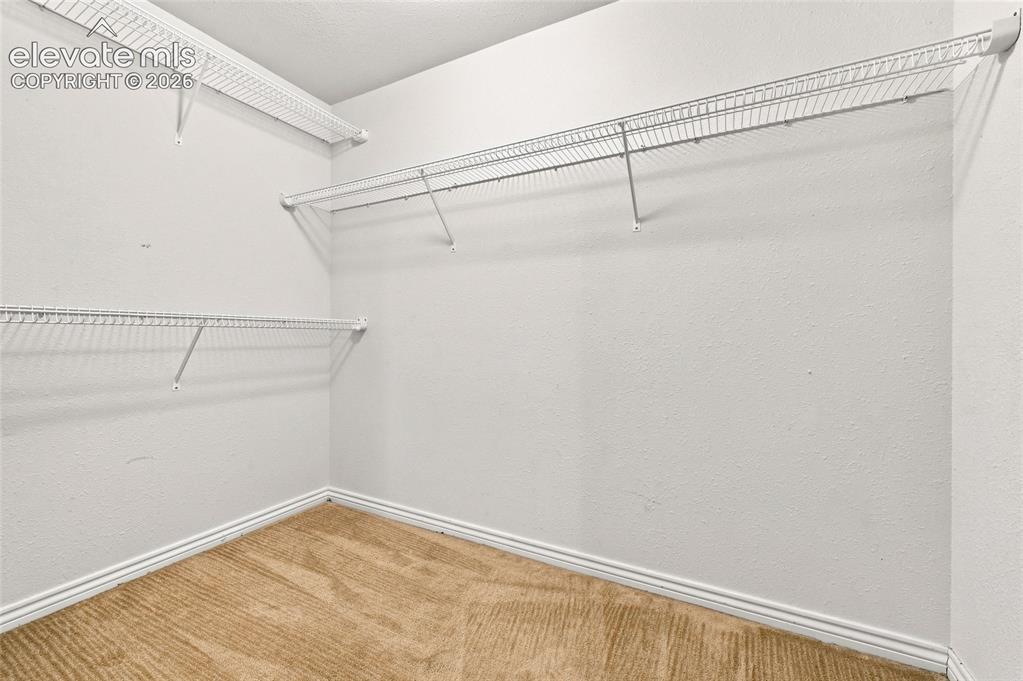Image 42 of 50: Closet