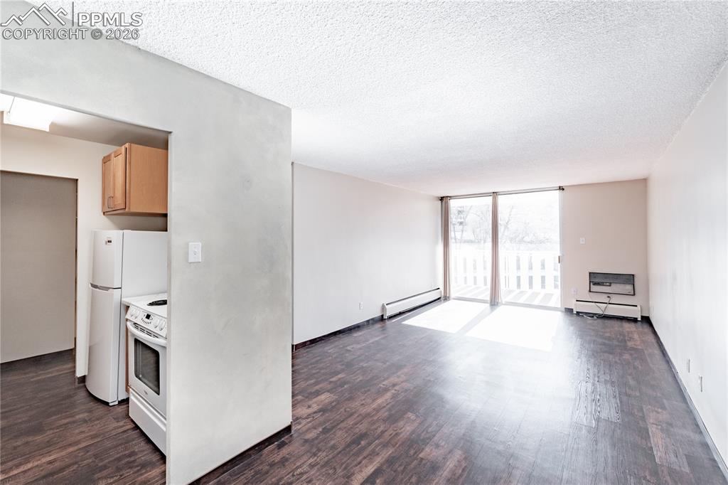 Image 4 of 19: Other