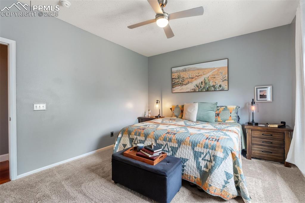 Image 24 of 45: Bedroom