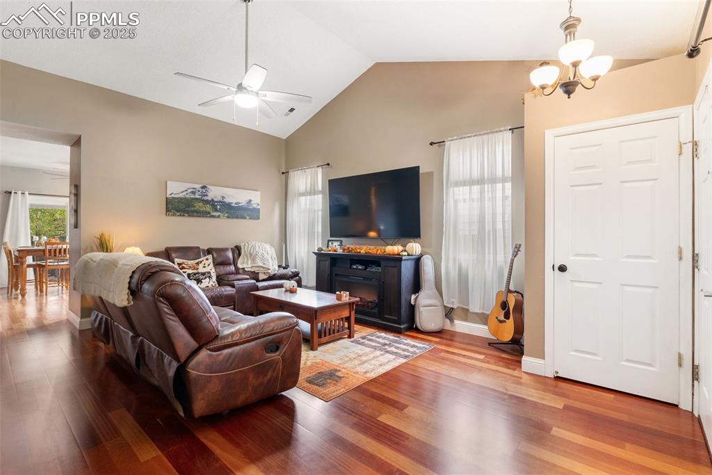 Image 7 of 45: Living Room