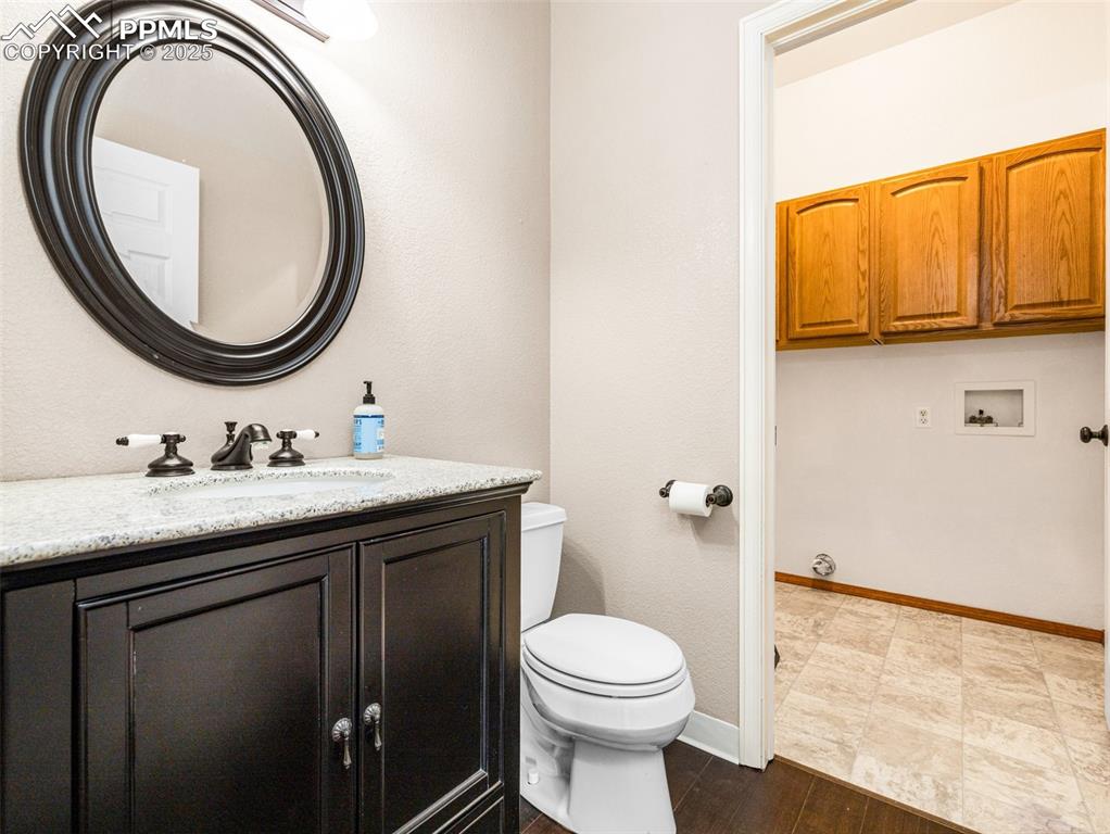 Image 15 of 38: Bathroom