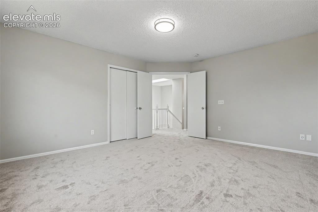 Image 17 of 28: Bedroom