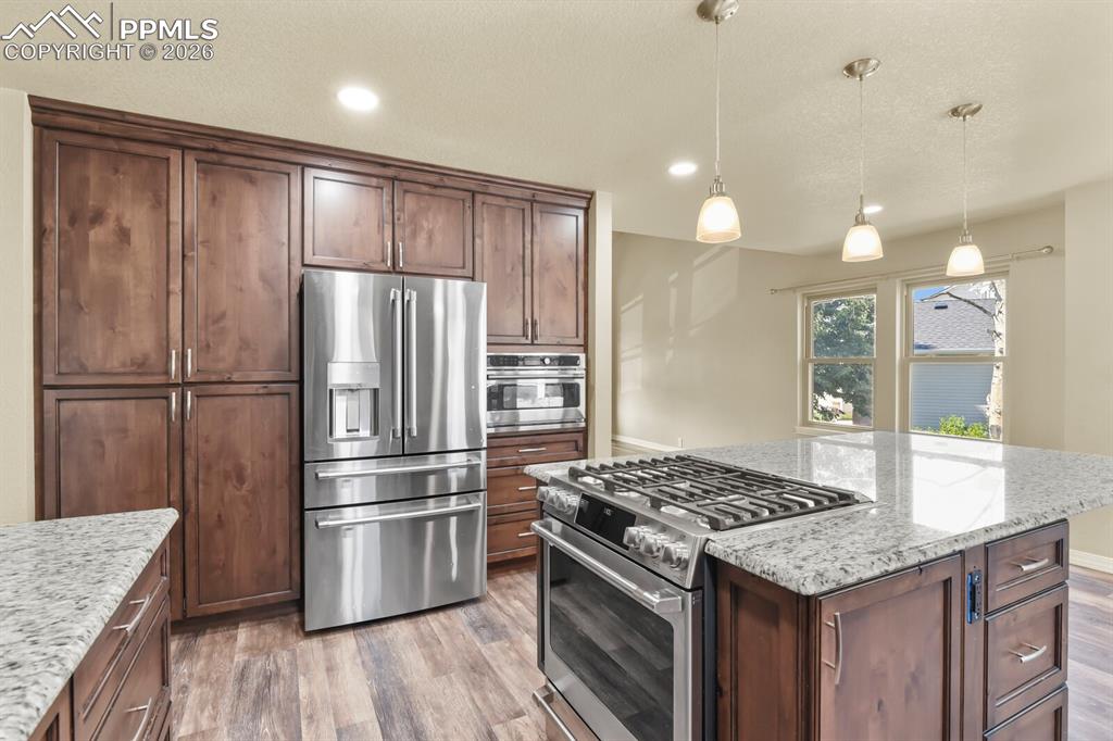 Image 12 of 43: Kitchen