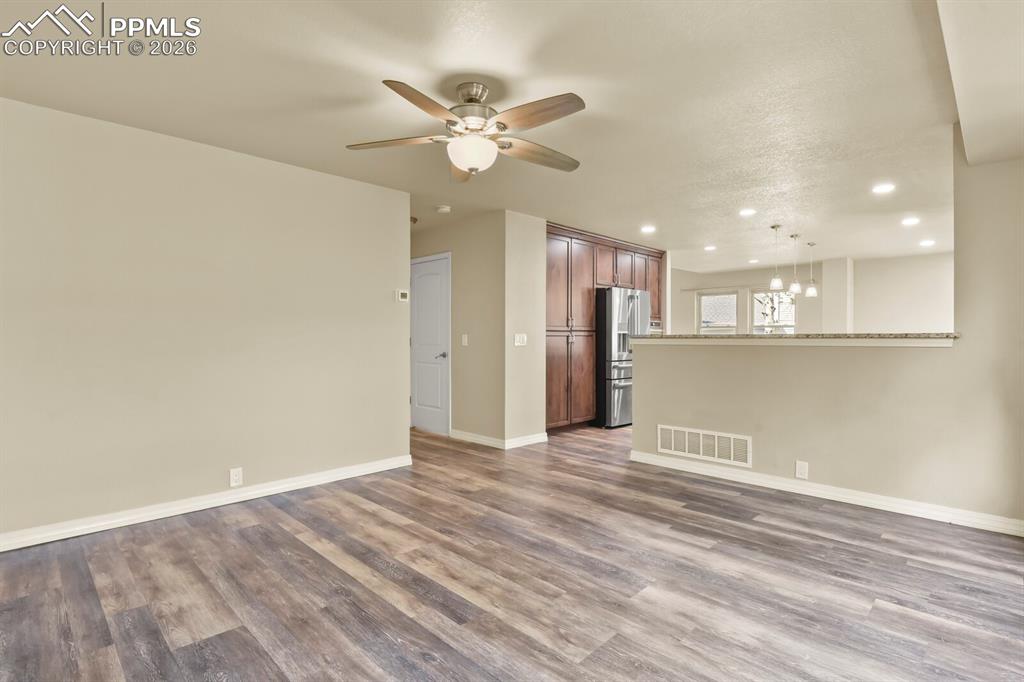 Image 16 of 43: Living Room