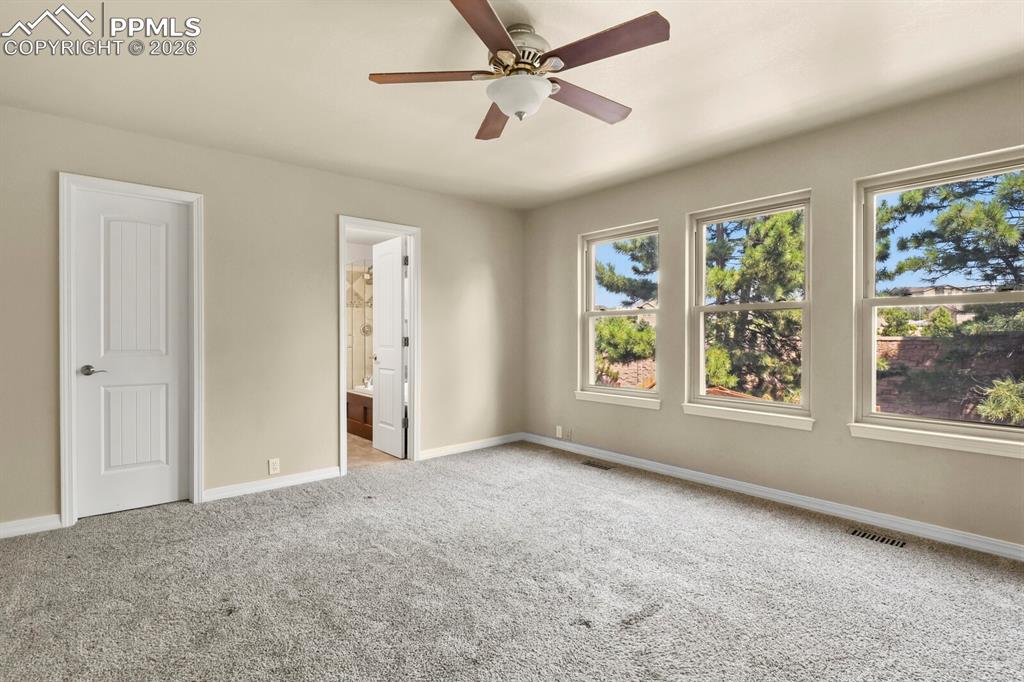 Image 18 of 43: Bedroom