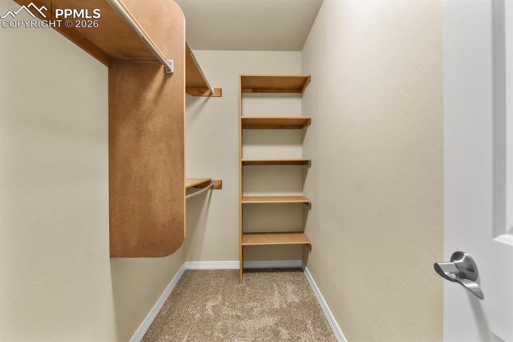 Image 22 of 43: Closet