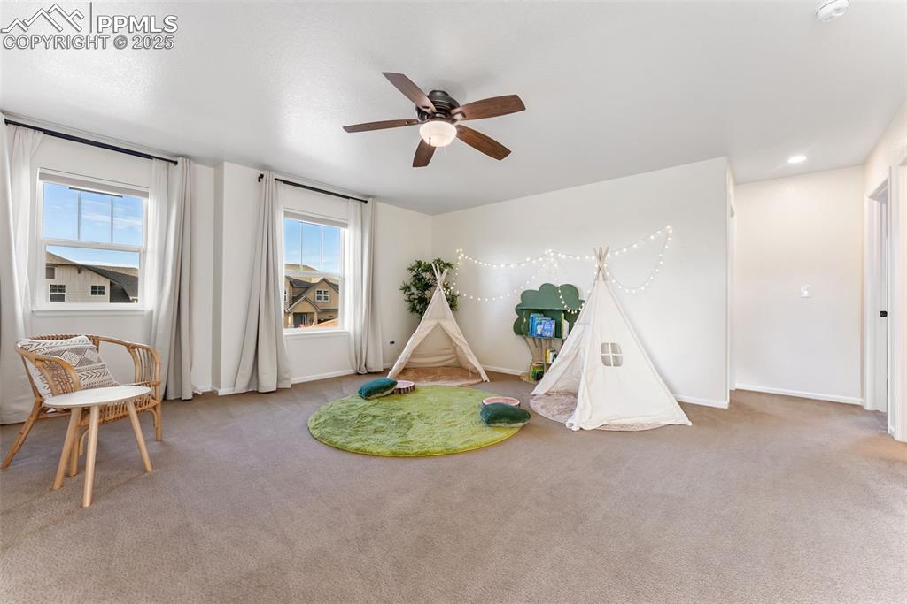 Image 21 of 50: Game Room