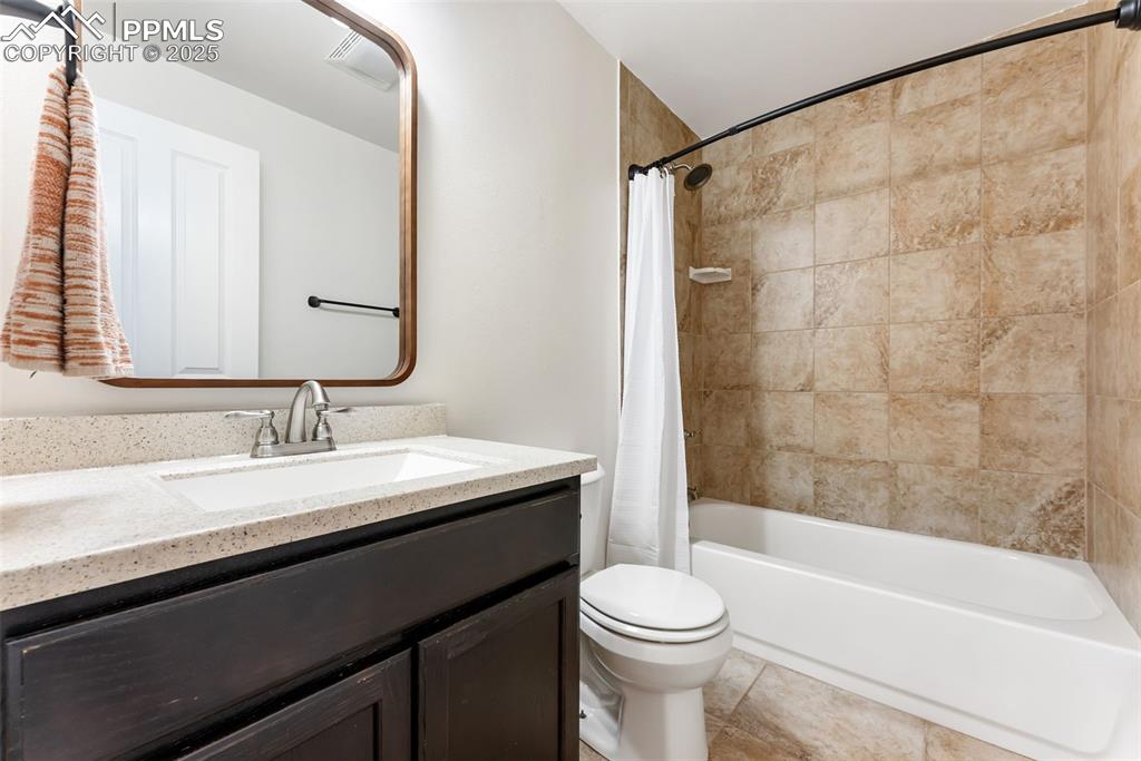 Image 37 of 50: Game Room