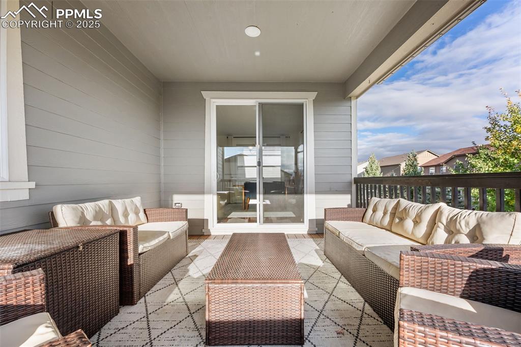 Image 39 of 50: Balcony