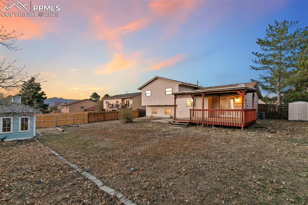 Image 26 of 26: Large backyard