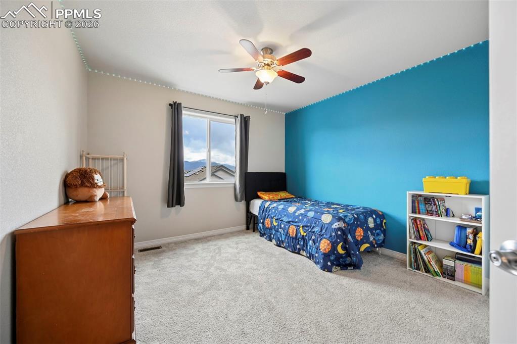 Image 22 of 38: Bedroom