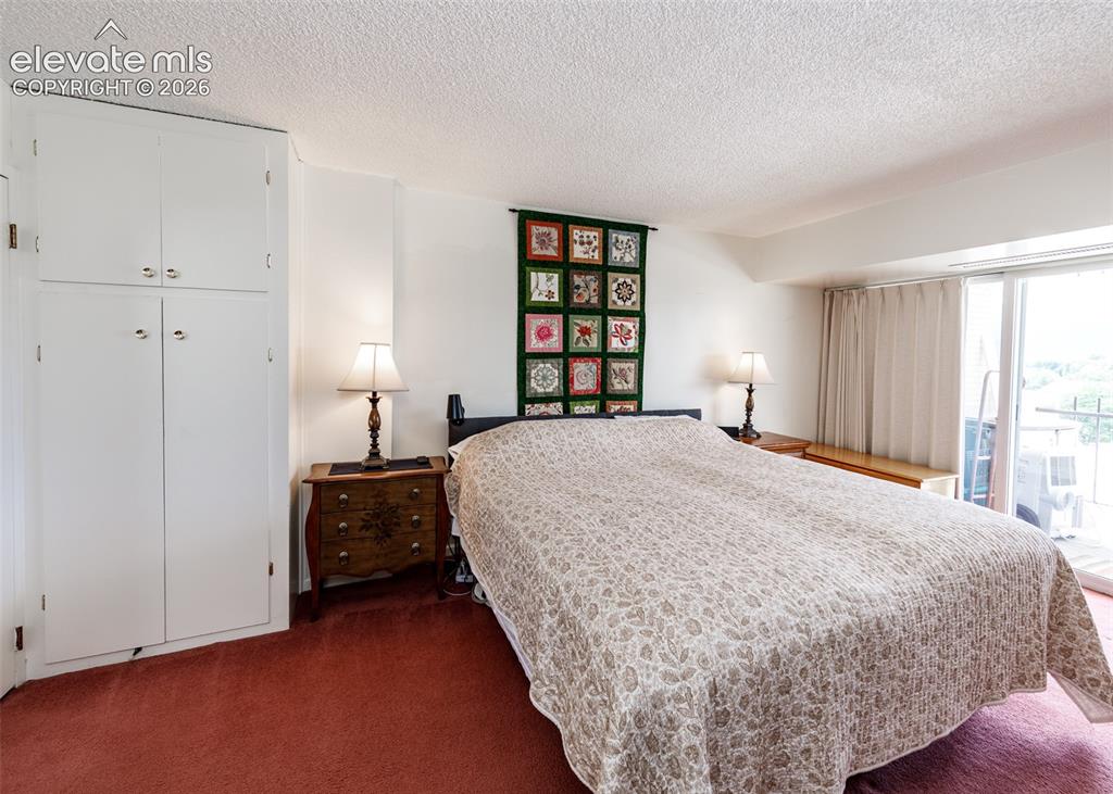 Image 17 of 30: Bedroom