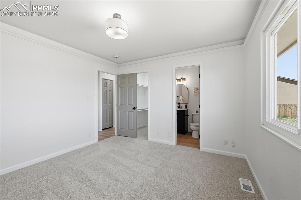 Image 13 of 48: Bedroom