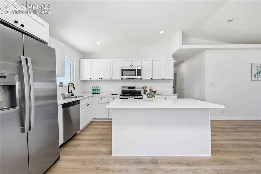 Image 8 of 48: Kitchen