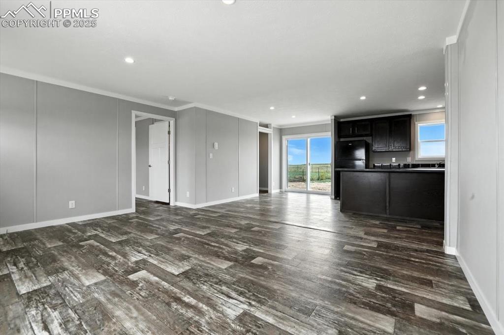 Image 9 of 19: Living Room