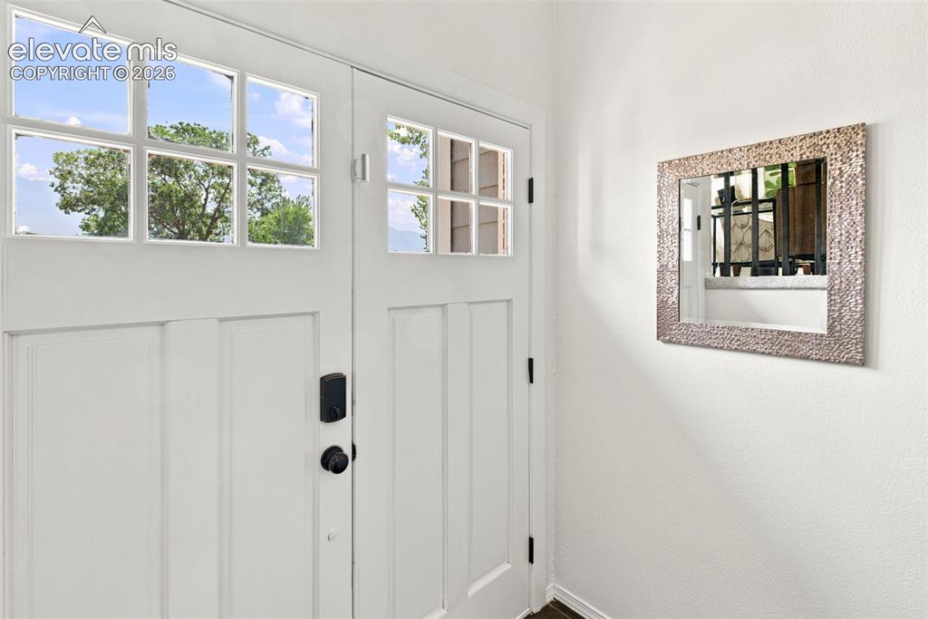 Image 15 of 46: Entry