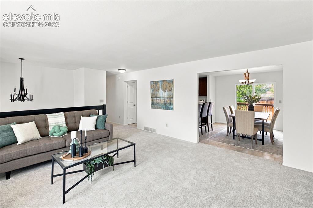 Image 18 of 46: Living Room