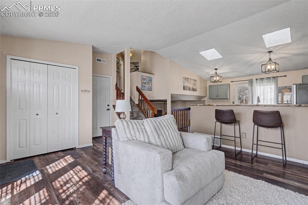 Image 5 of 28: Living Room