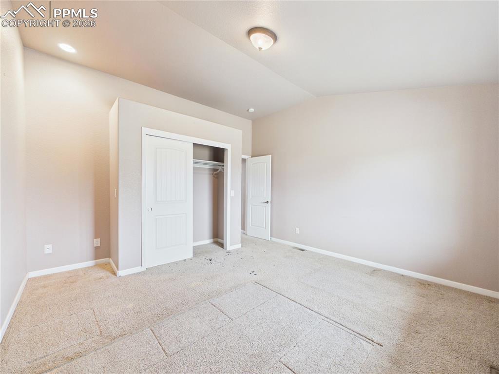 Image 18 of 39: Bedroom