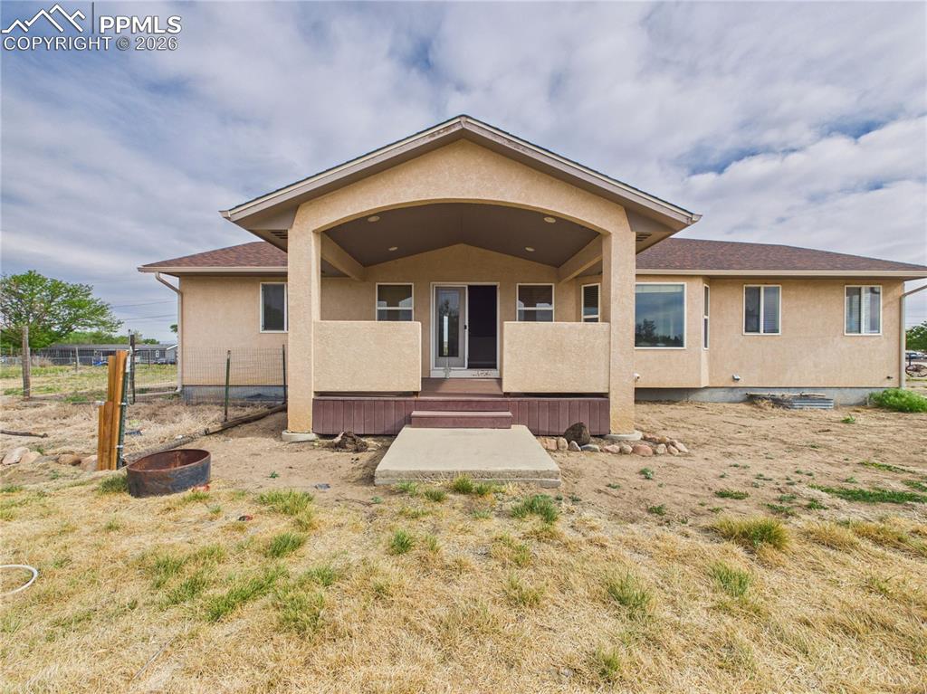 Image 39 of 39: Back of Structure