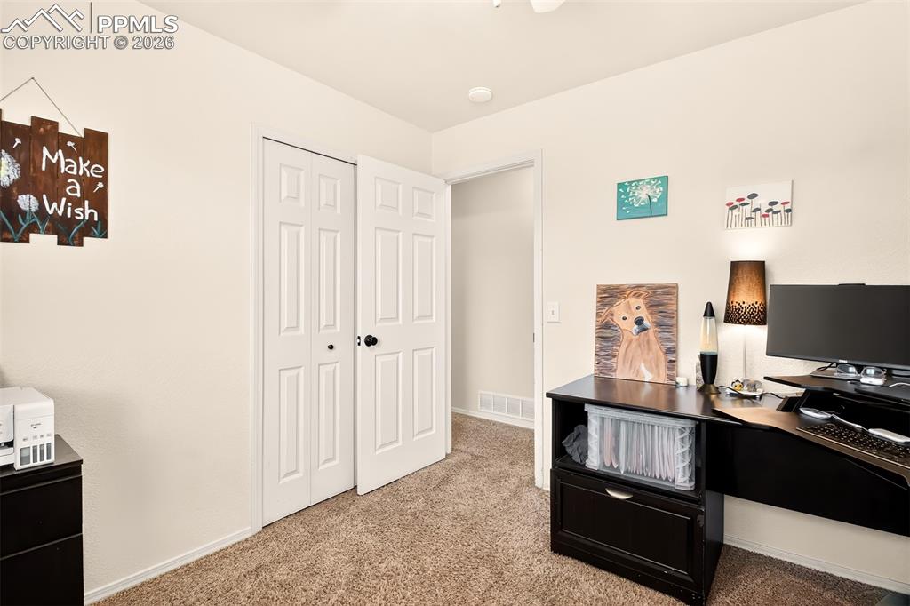 Image 22 of 36: Bedroom 3