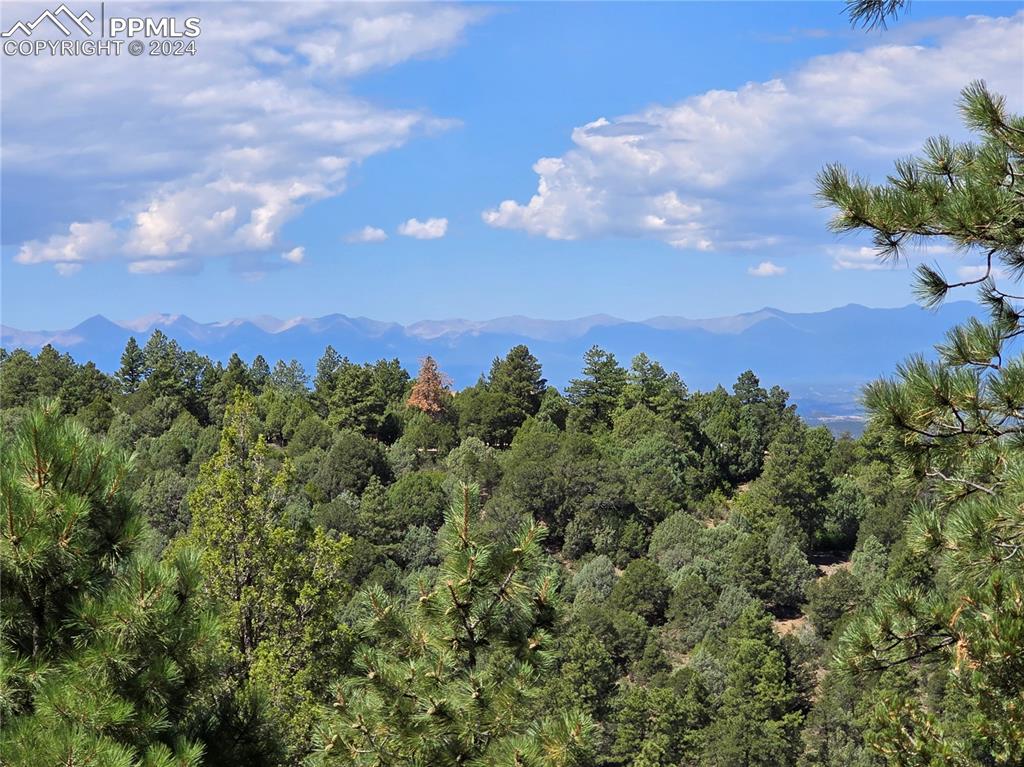 Image 4 of 50: Property view of mountains