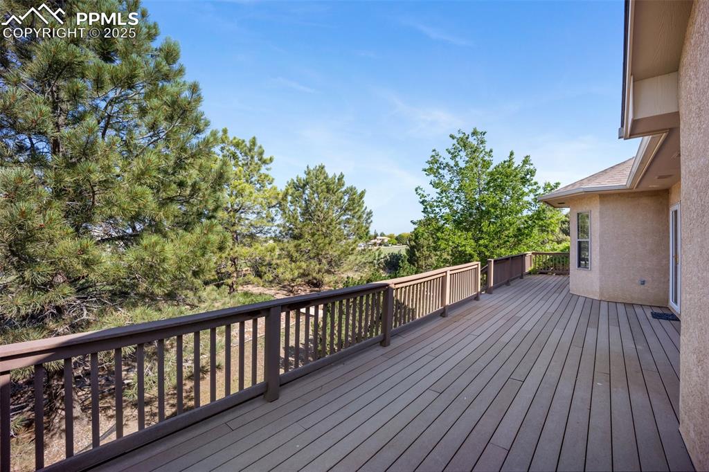 Image 36 of 48: Deck