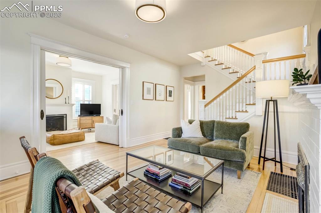 Image 15 of 49: Living Room