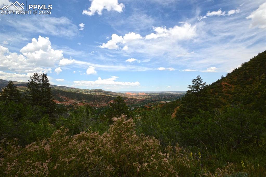 Image 20 of 25: View