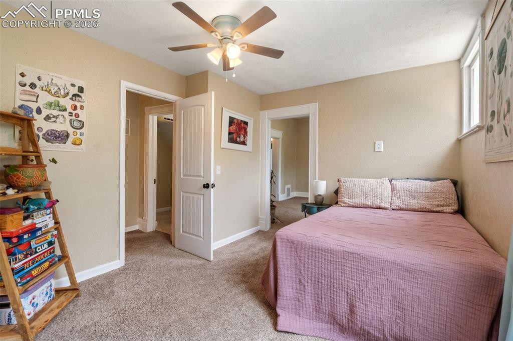 Image 16 of 48: Bedroom