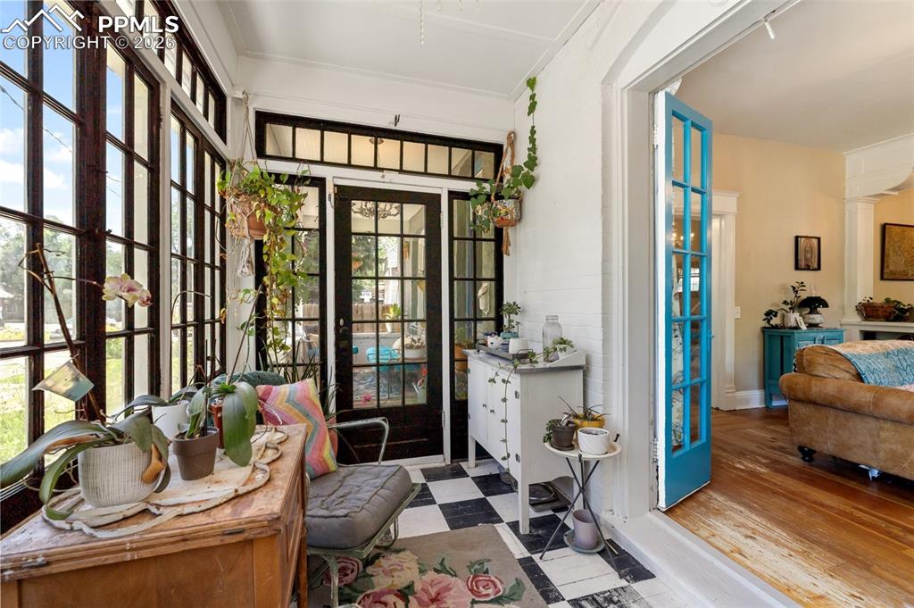 Image 4 of 48: Sun Room