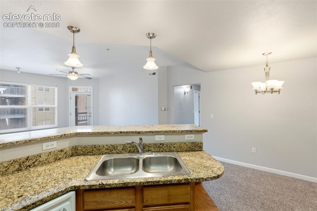 Image 13 of 28: Kitchen