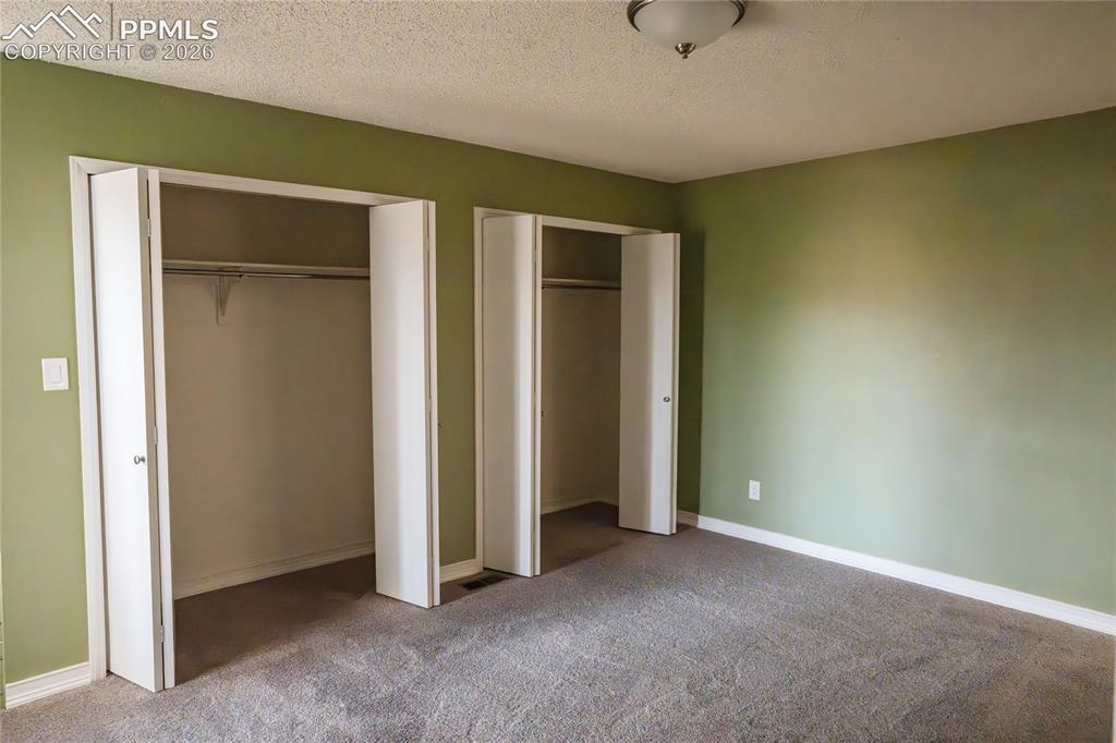 Image 21 of 48: Bedroom