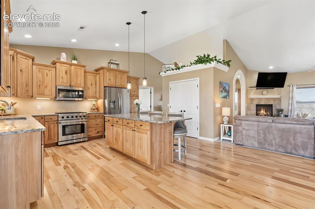 Image 6 of 48: Stunning Gourmet Kitchen!