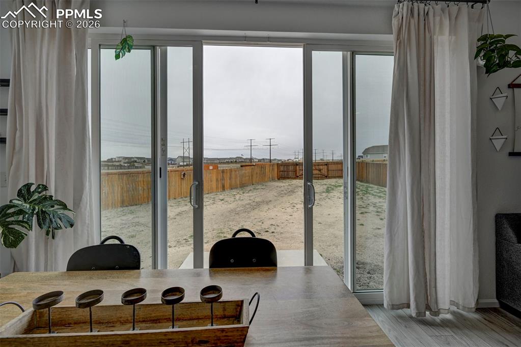 Image 30 of 39: Entry