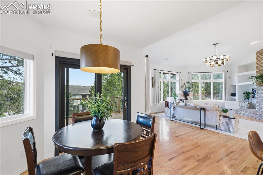 Image 11 of 47: Eating Nook off of kitchen