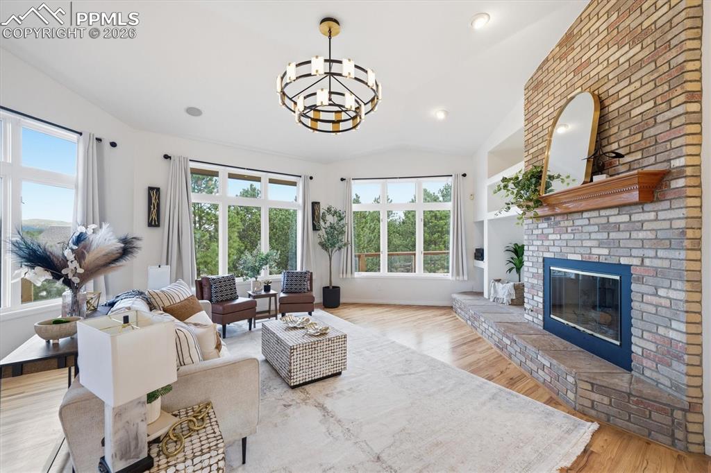 Image 13 of 47: Living Room