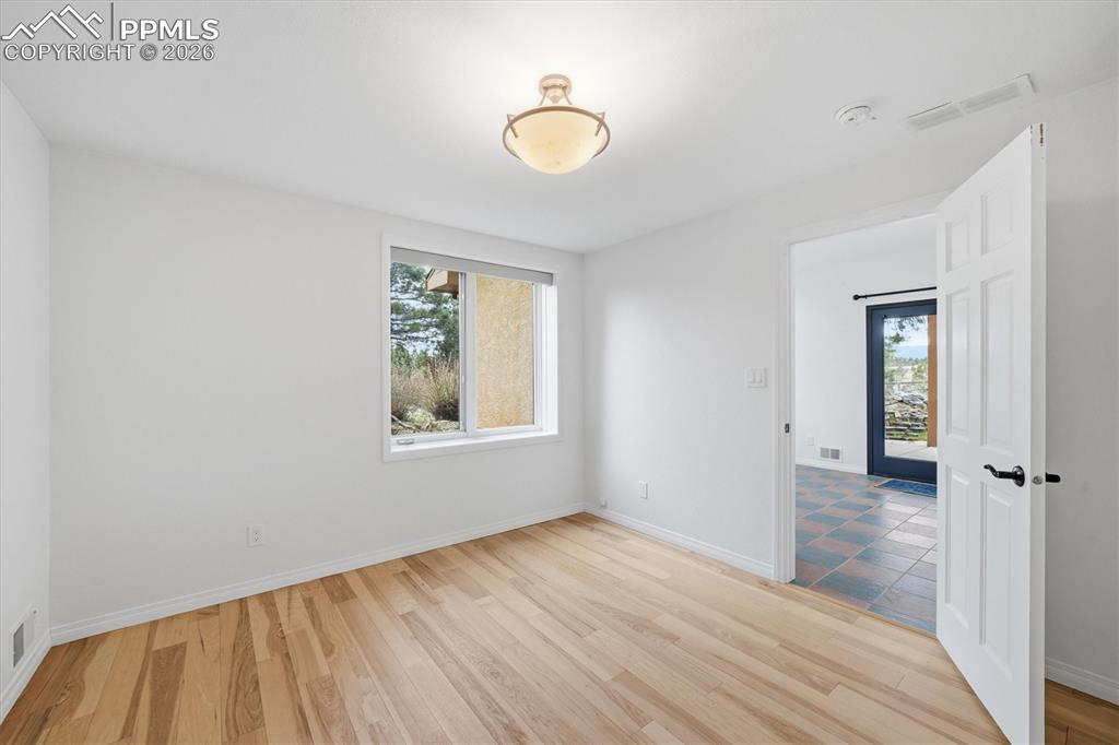 Image 30 of 47: Basement Bedroom 