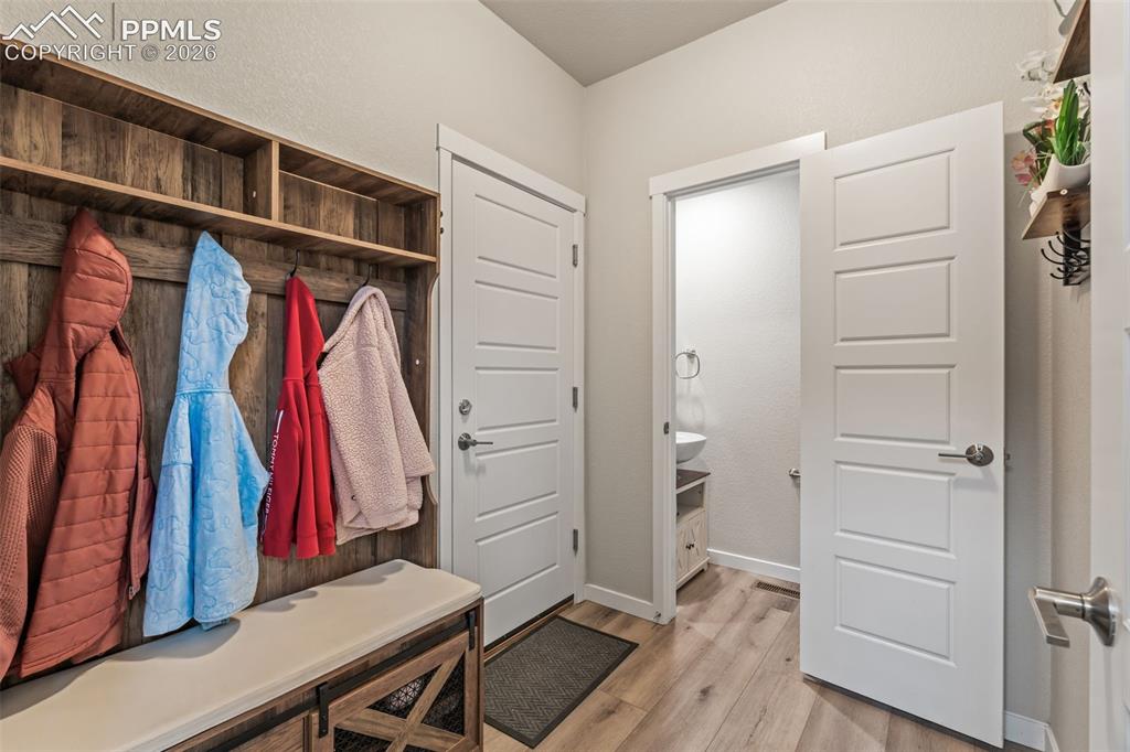 Image 20 of 50: Mud Room