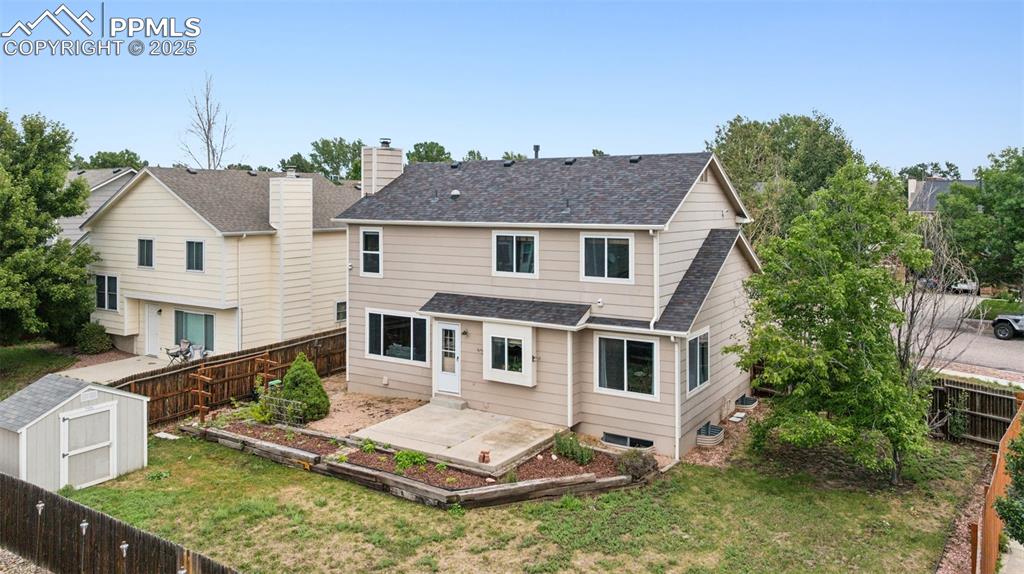 Image 32 of 34: Back of Structure