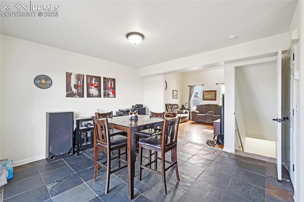 Image 11 of 39: Dining Area