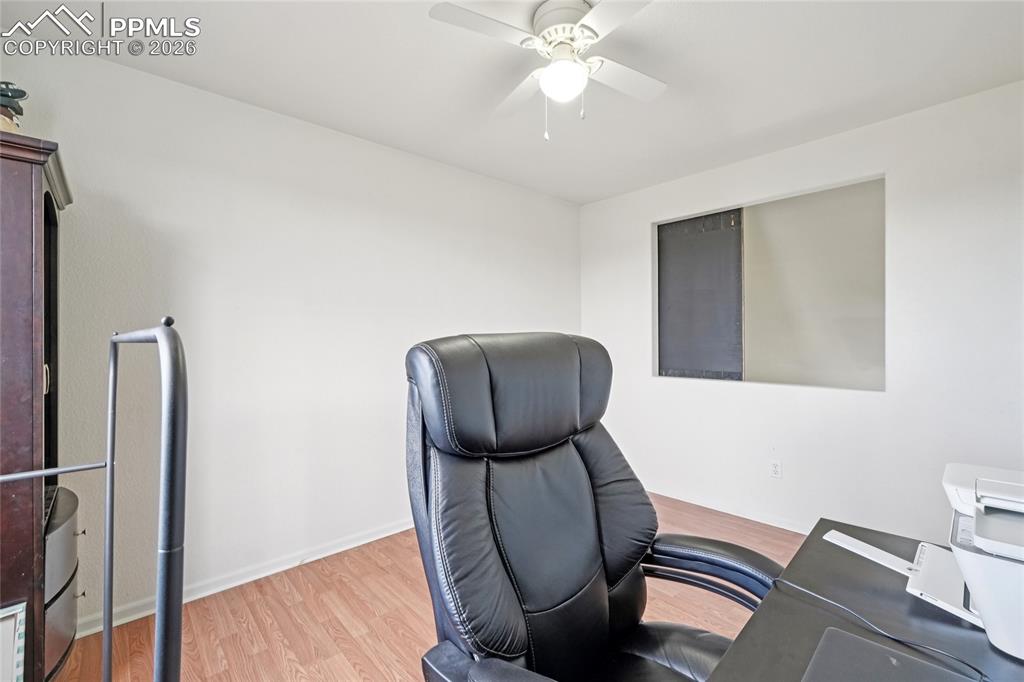 Image 27 of 39: Bedroom