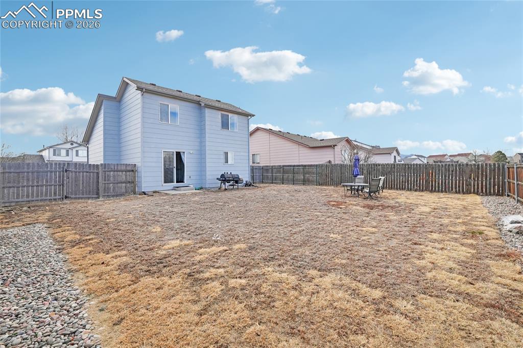 Image 36 of 39: Back of Structure