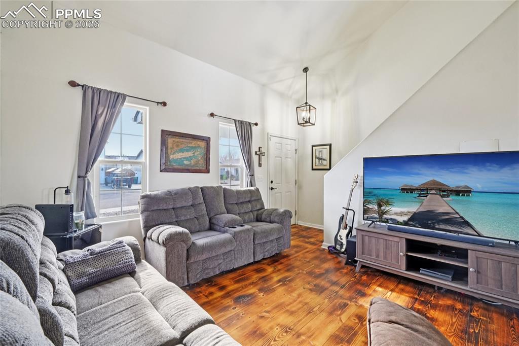 Image 6 of 39: Living Room